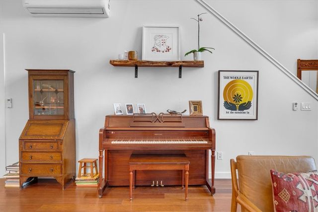 507 SE D Street, Bentonville, AR 72712