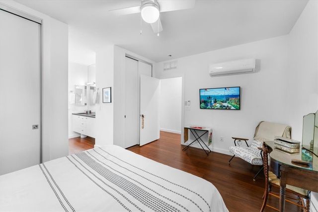 507 SE D Street, Bentonville, AR 72712