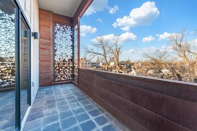 507 SE D Street, Bentonville, AR 72712