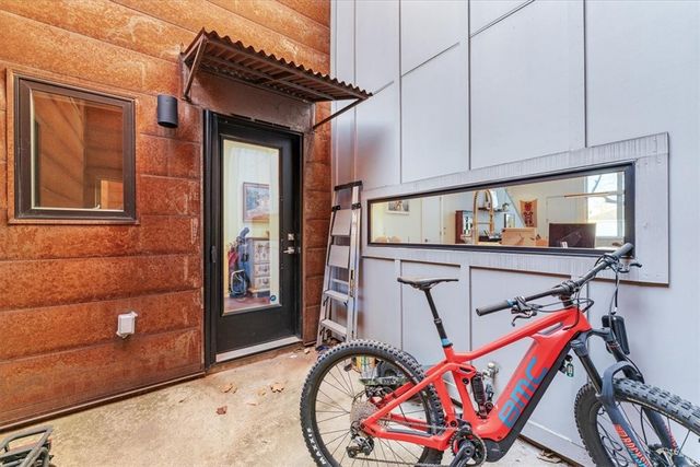 507 SE D Street, Bentonville, AR 72712