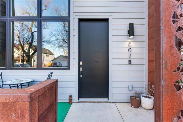 507 SE D Street, Bentonville, AR 72712