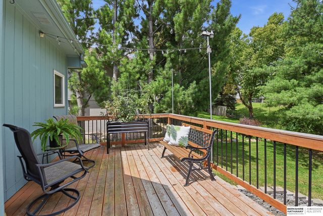 15366 Corby Street, Omaha, NE 68116