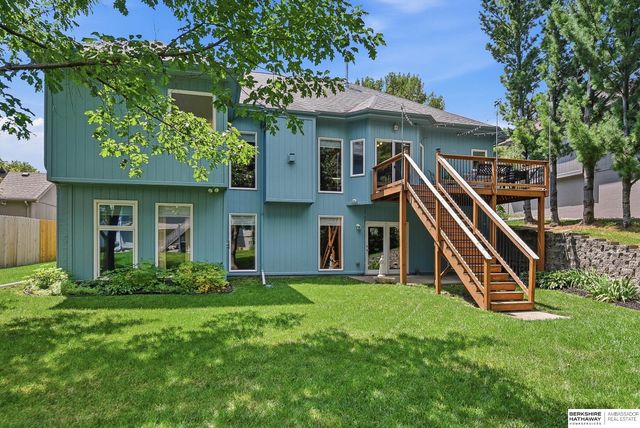15366 Corby Street, Omaha, NE 68116