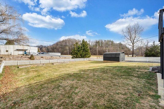 3311 Green Ridge CT, Roanoke, VA 24019