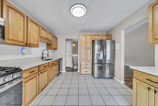 3311 Green Ridge CT, Roanoke, VA 24019