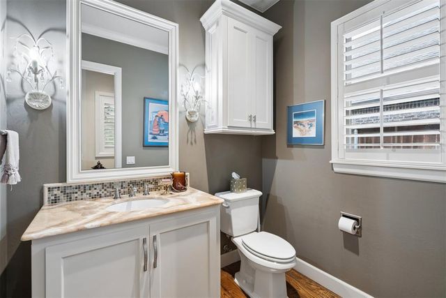 3339 Stone Brook Court, Oklahoma City, OK 73120