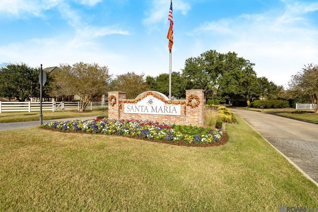 19437 Point O' Woods Ct, Baton Rouge, LA 70809