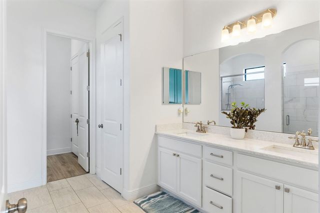 913 BUCKHURST DRIVE, Spring Hill, FL 34609