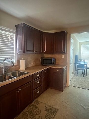 218 Wight Street, Roxton, TX 75477