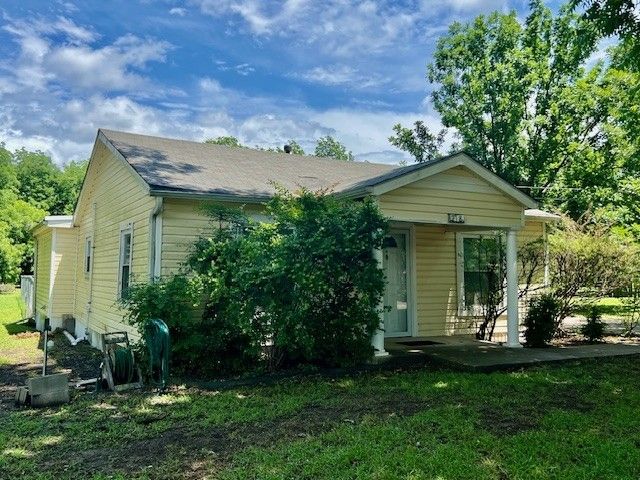 218 Wight Street, Roxton, TX 75477