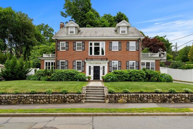 42 Old Mystic Street, Arlington, MA 02474