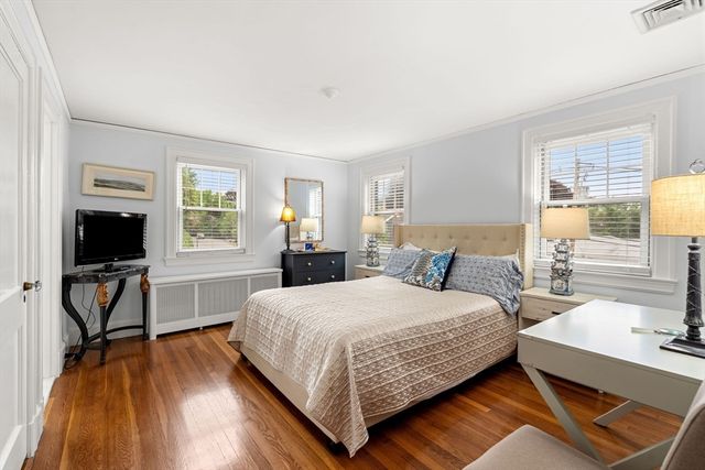 42 Old Mystic Street, Arlington, MA 02474
