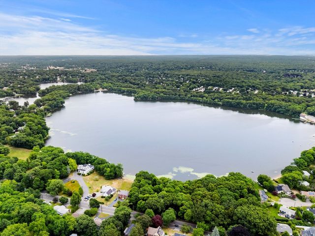 42 Old Mystic Street, Arlington, MA 02474