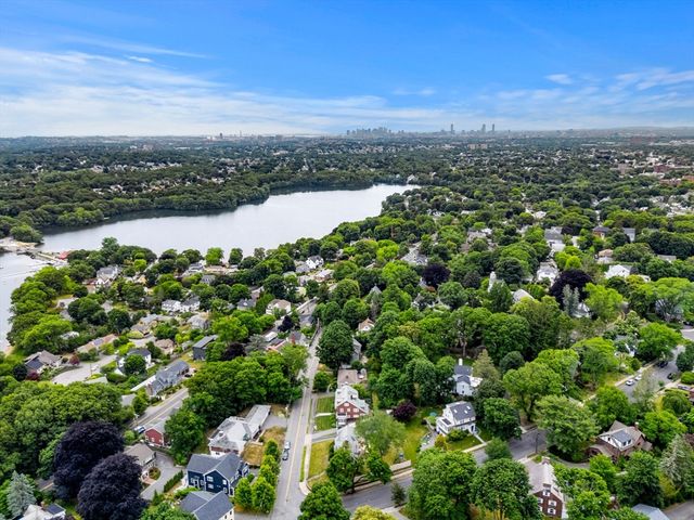 42 Old Mystic Street, Arlington, MA 02474
