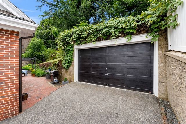 42 Old Mystic Street, Arlington, MA 02474