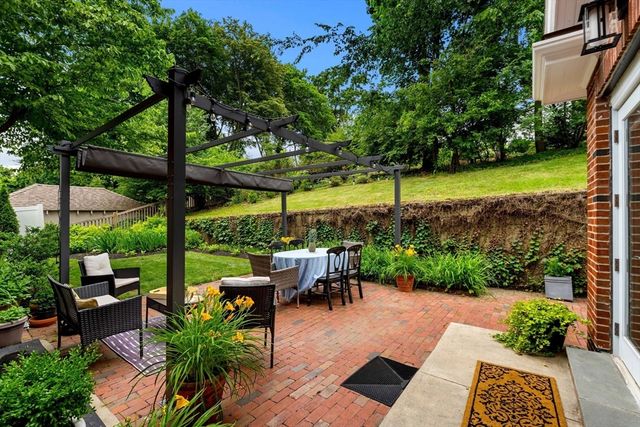 42 Old Mystic Street, Arlington, MA 02474