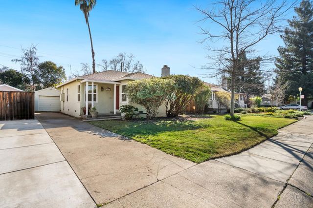 2621 12th St, Sacramento, CA 95818