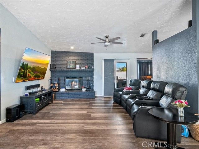 13826 Wawona, Apple Valley, CA 92307