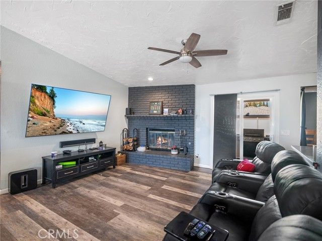 13826 Wawona, Apple Valley, CA 92307