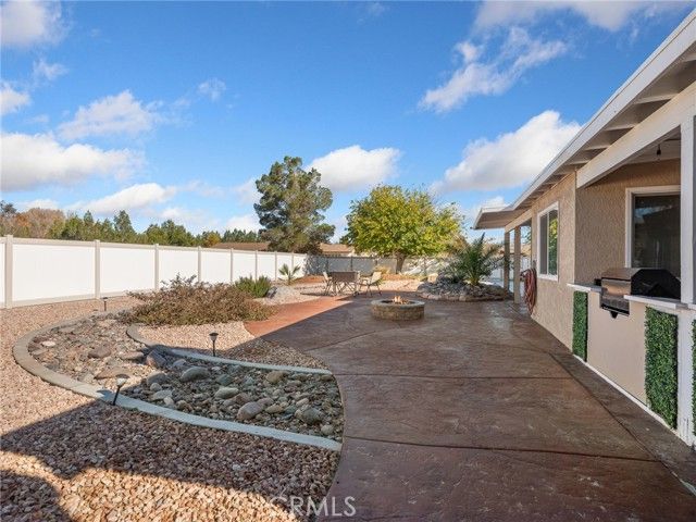 13826 Wawona, Apple Valley, CA 92307