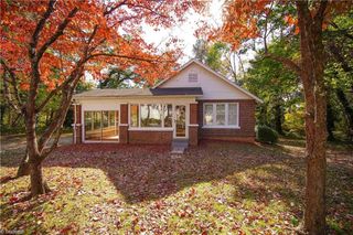3321 Fore Place, Greensboro, NC 27406