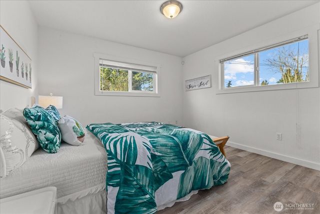 5920 S 118th St, Seattle, WA 98178