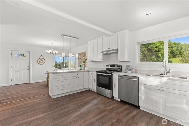 5920 S 118th St, Seattle, WA 98178