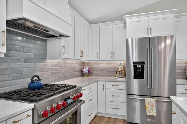 1055 Royalist Road, Mount Pleasant, SC 29464