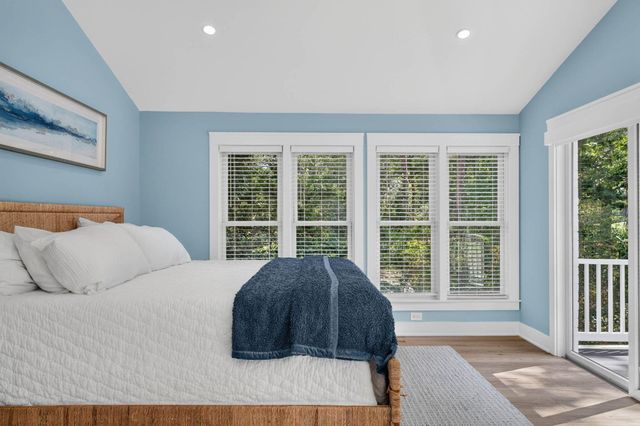 1055 Royalist Road, Mount Pleasant, SC 29464