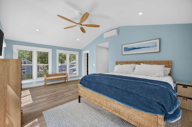 1055 Royalist Road, Mount Pleasant, SC 29464