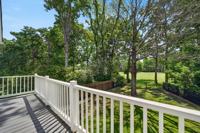 1055 Royalist Road, Mount Pleasant, SC 29464