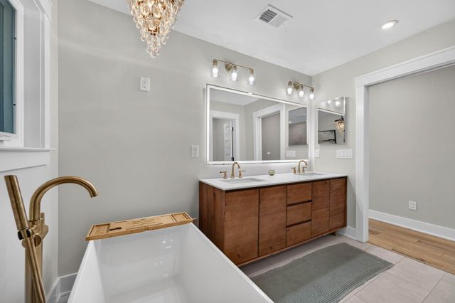 1055 Royalist Road, Mount Pleasant, SC 29464
