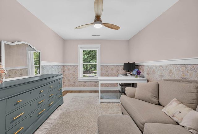 1055 Royalist Road, Mount Pleasant, SC 29464