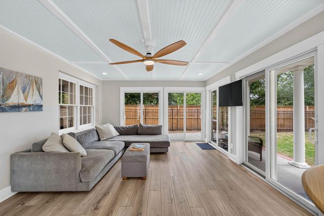 1055 Royalist Road, Mount Pleasant, SC 29464
