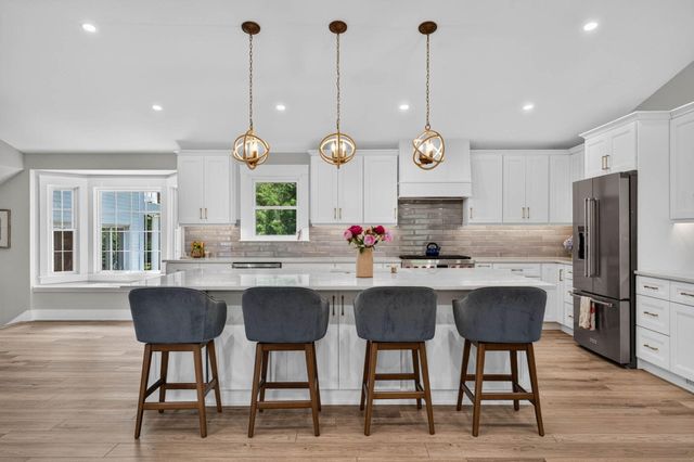 1055 Royalist Road, Mount Pleasant, SC 29464