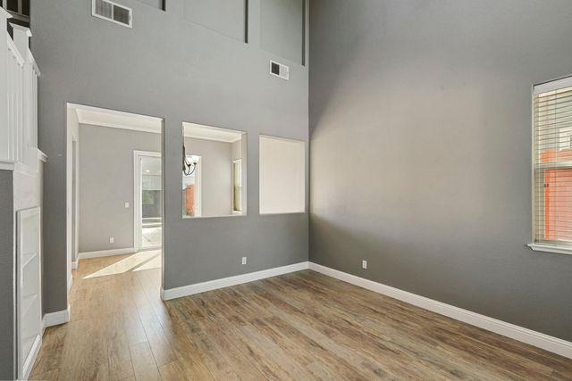575 Ranger St, Oakdale, CA 95361