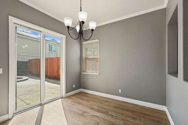 575 Ranger St, Oakdale, CA 95361