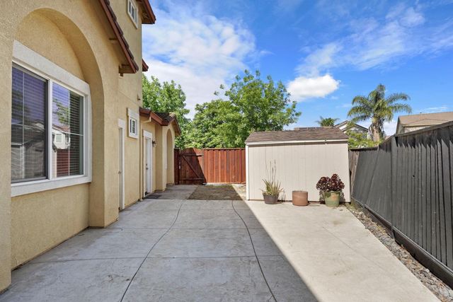 575 Ranger St, Oakdale, CA 95361