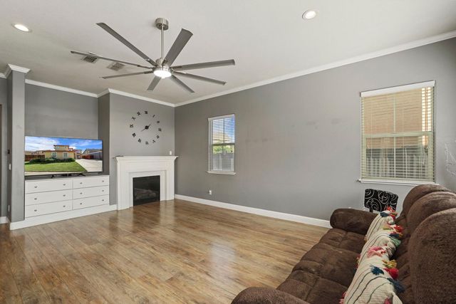 575 Ranger St, Oakdale, CA 95361