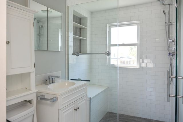 64 Saint Peter Street, Winooski, VT 05404