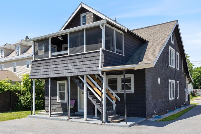 64 Saint Peter Street, Winooski, VT 05404