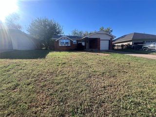 725 N Dillon Avenue, Moore, OK 73160