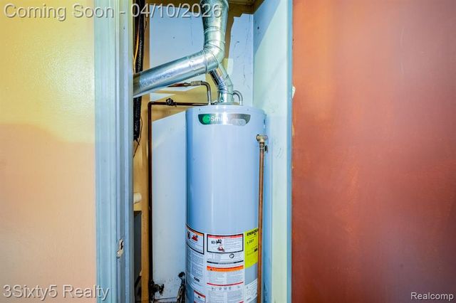 8339 Birch Street, Taylor, MI 48180