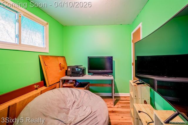 8339 Birch Street, Taylor, MI 48180