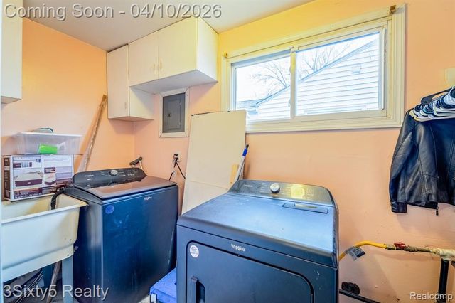 8339 Birch Street, Taylor, MI 48180