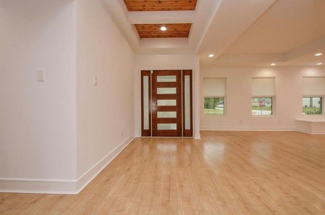 10603 Riverview Drive, Houston, TX 77042
