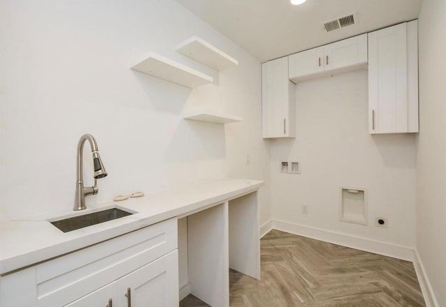 10603 Riverview Drive, Houston, TX 77042