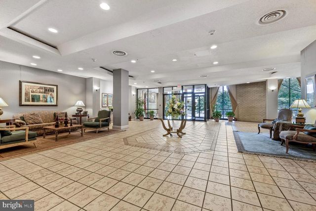 7420 WESTLAKE TER #1401, Bethesda, MD 20817