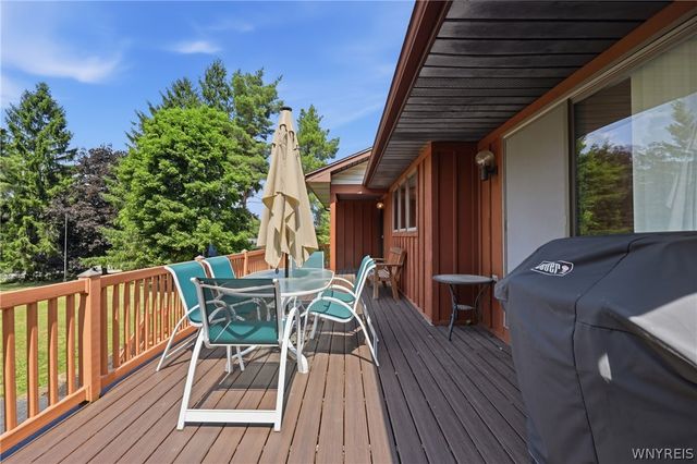 861 Bowen Road, Elma, NY 14059