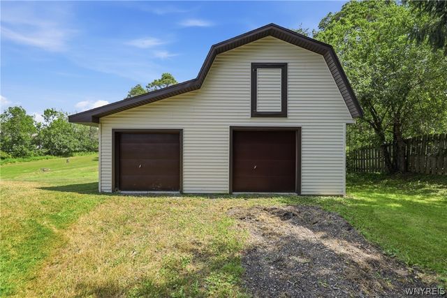 861 Bowen Road, Elma, NY 14059